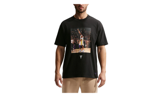 Kobe Bryant 81 Points M90 SP26 Tee "Black" IO1150 010