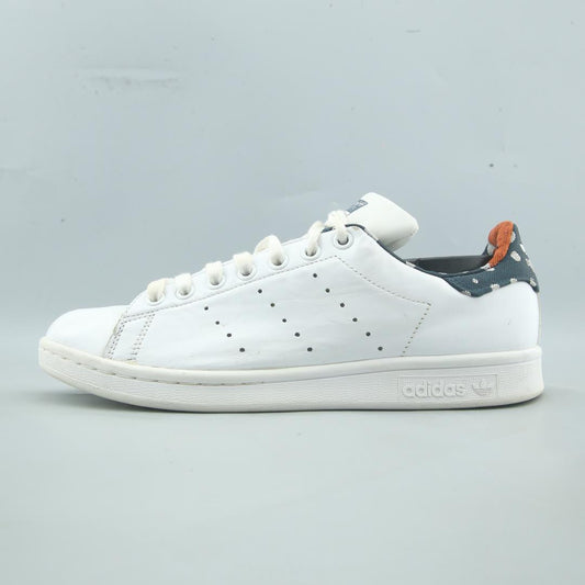 STAN SMITH