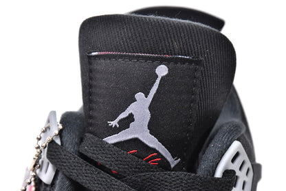 4 Retro SE Black Canvas