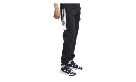 Classics Linear Pants "Black" FK2720