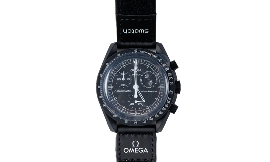 Omega Bioceramic Moonswatch "Mission to Moonphase Snoopy" SO33B700