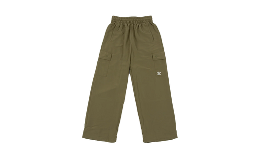 W Essential Woven Cargo "GREEN" IX9972