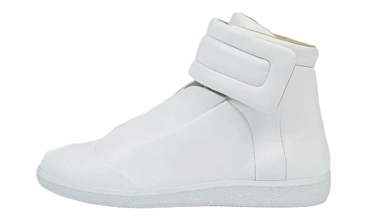 Future High WMNS "White" S58WS0285P7573T1003
