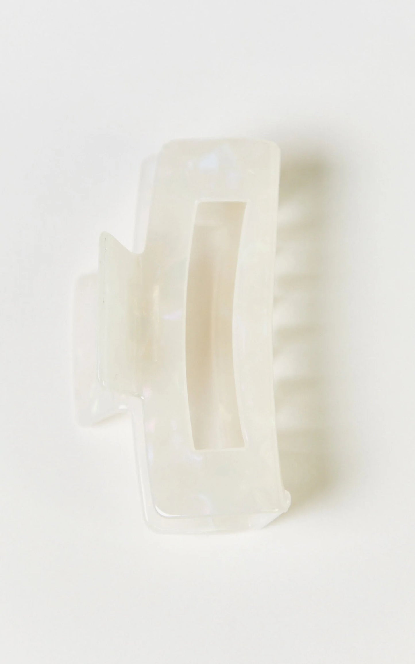 Wilda Hair Clip - Rectangle Claw Hair Clip in Cream